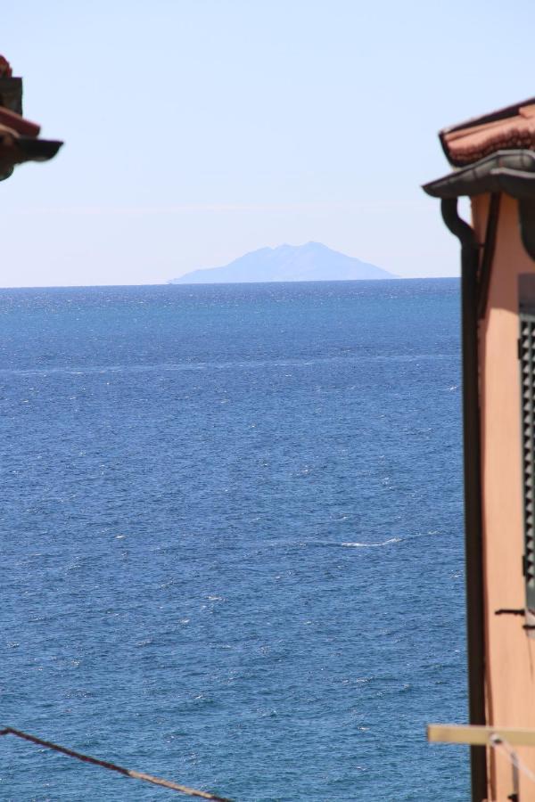 La Casa Di Montecristo Appartement Piombino Buitenkant foto